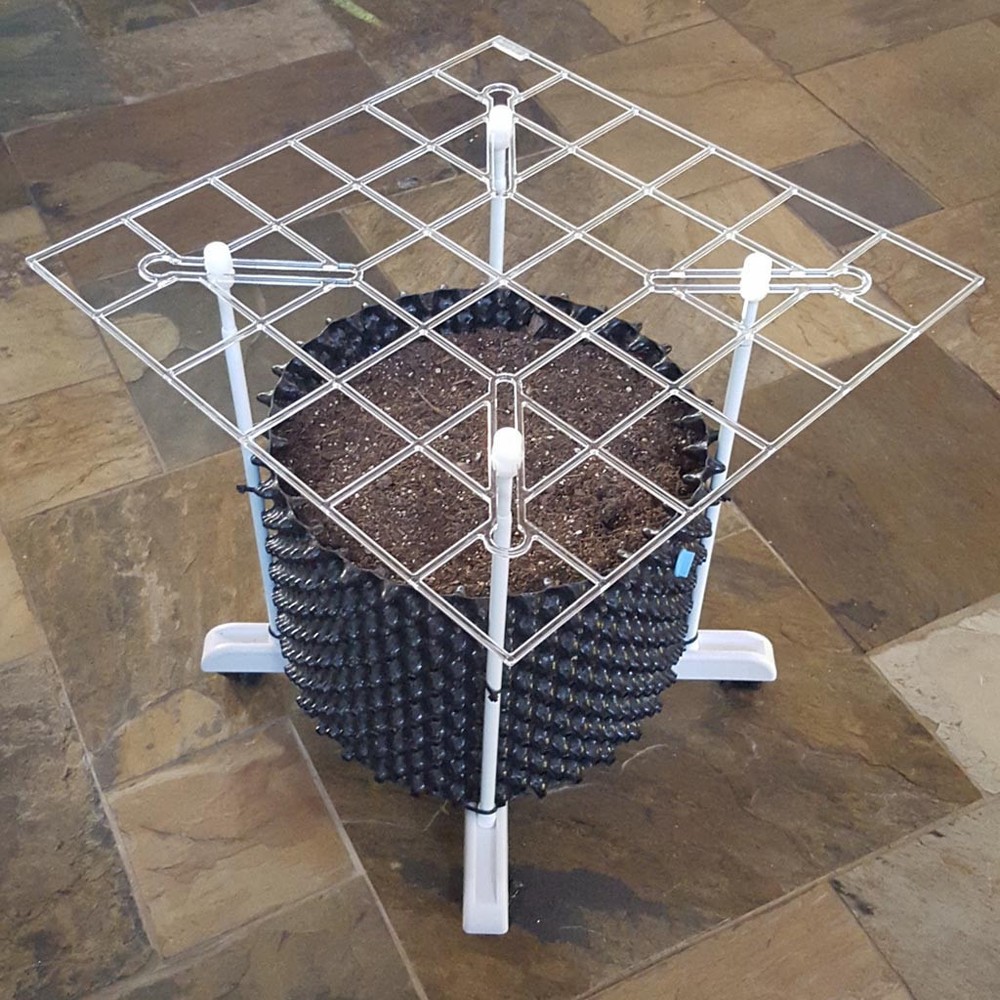 ScrOG Kit - "P SCROG Single Screen System" using a DWC bucket