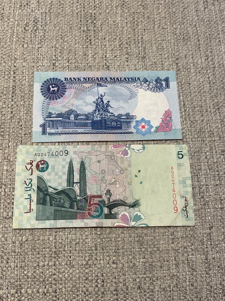 MALAYSIA BANKNOTES $1 & 5M