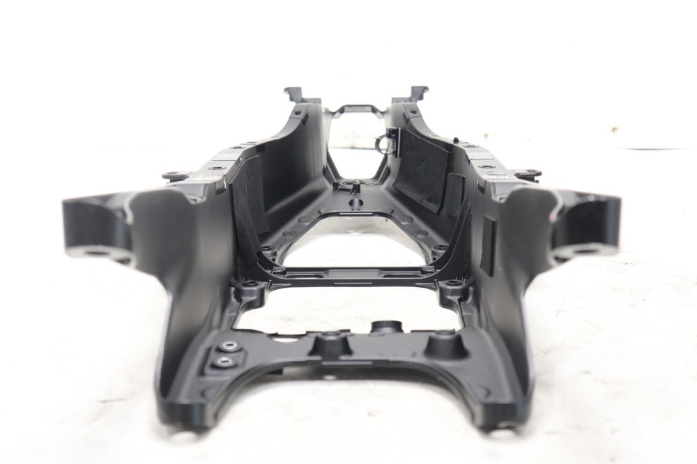 17-25 YAMAHA YZF R1 OEM REAR SUBFRAME BACK SUB FRAME *MINT*