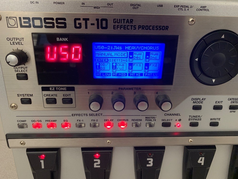 Vintage BOSS GT-10 Multi-Effects Processor Pedal w/Power adapter