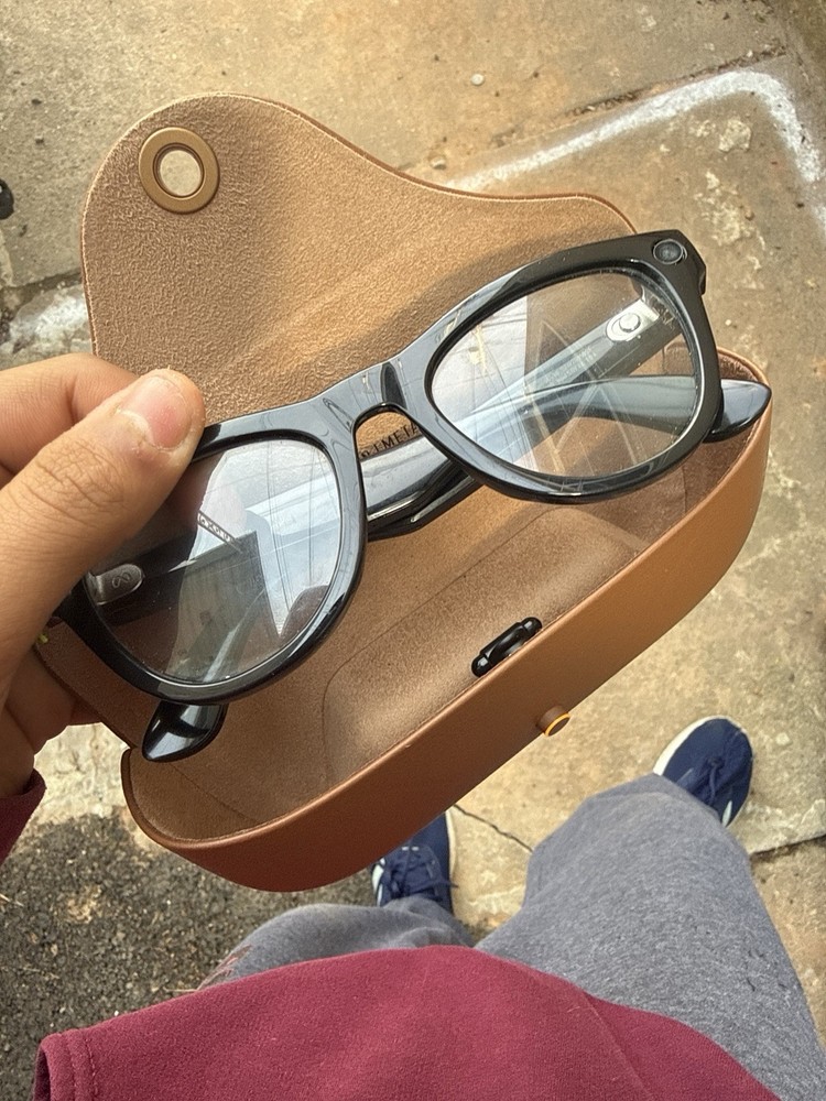 Ray-Ban Meta Skyler Smart Glasses Gen 1