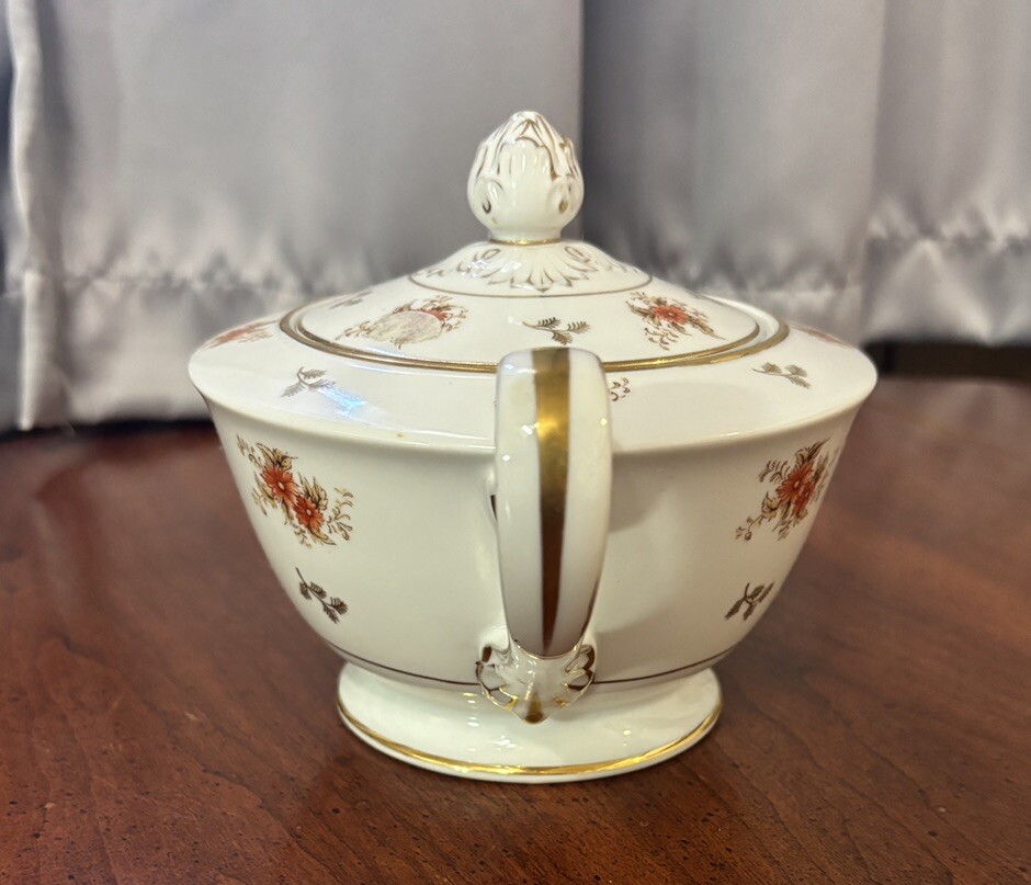 Noritake Vintage Double Handled Covered Sugar Bowl - Dulcy Pattern