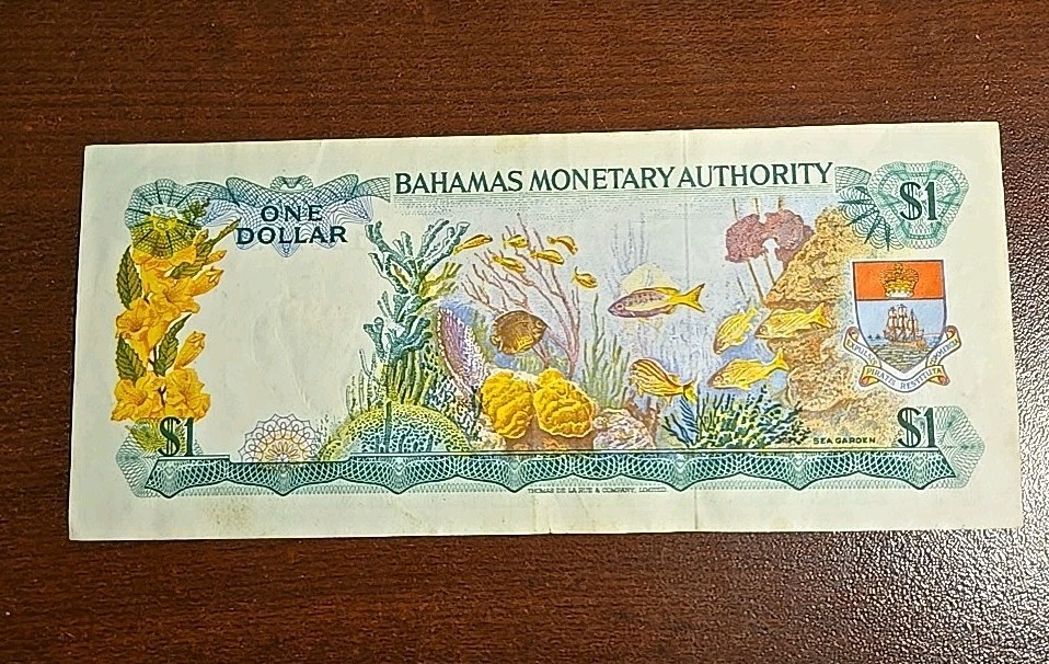 L.1968 BAHAMAS ONE DOLLAR NOTE - p27