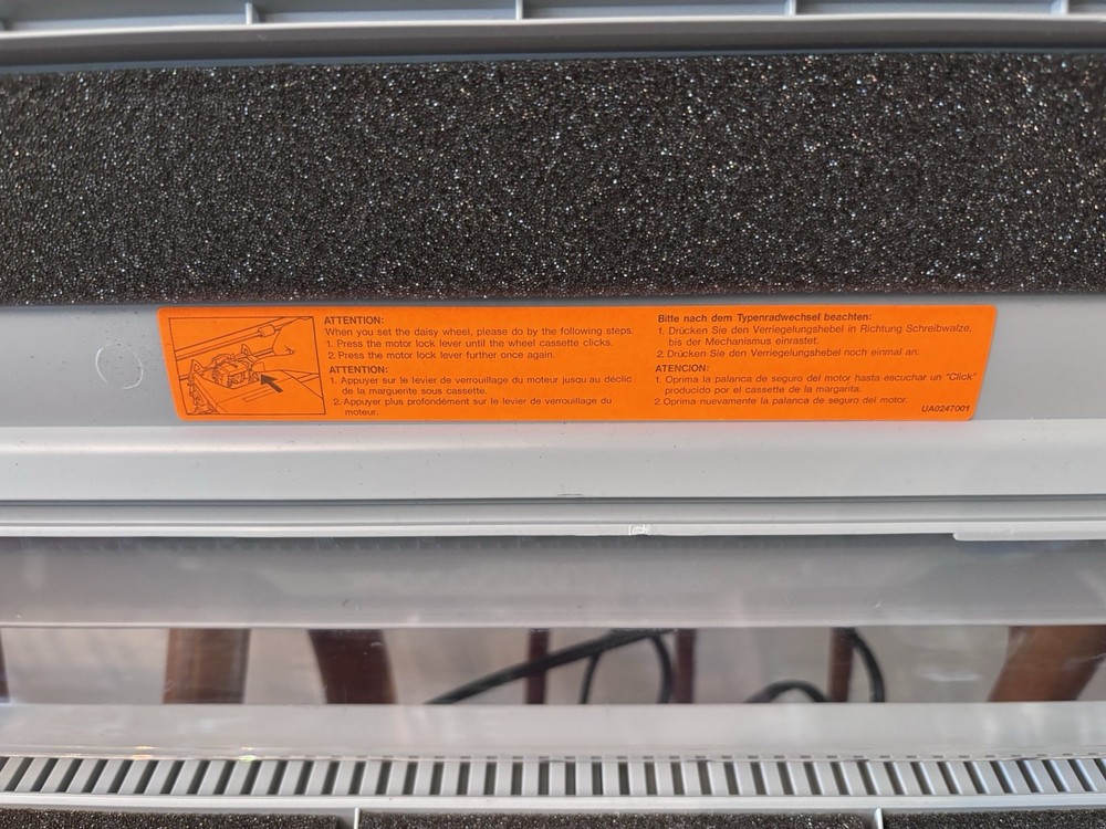 Brother EM-530 Electric Typewriter Word Processor **READ