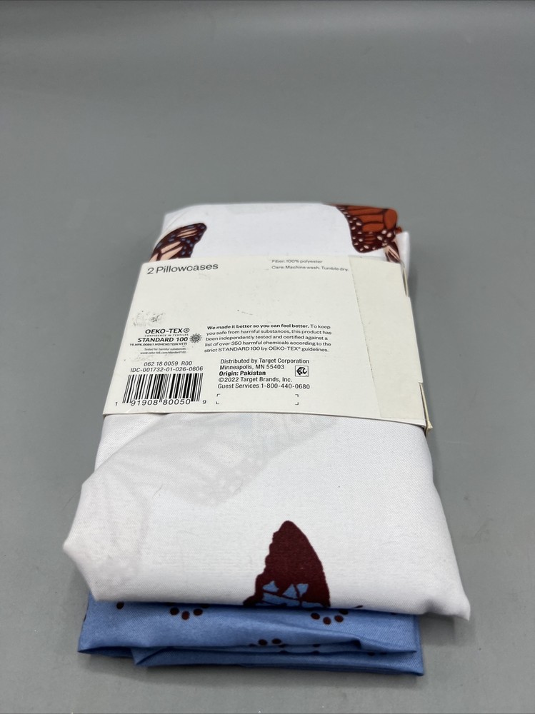 Room Essentials (2) 2 Pk Microfiber Standard Butterfly &dots Pillowcases NEW