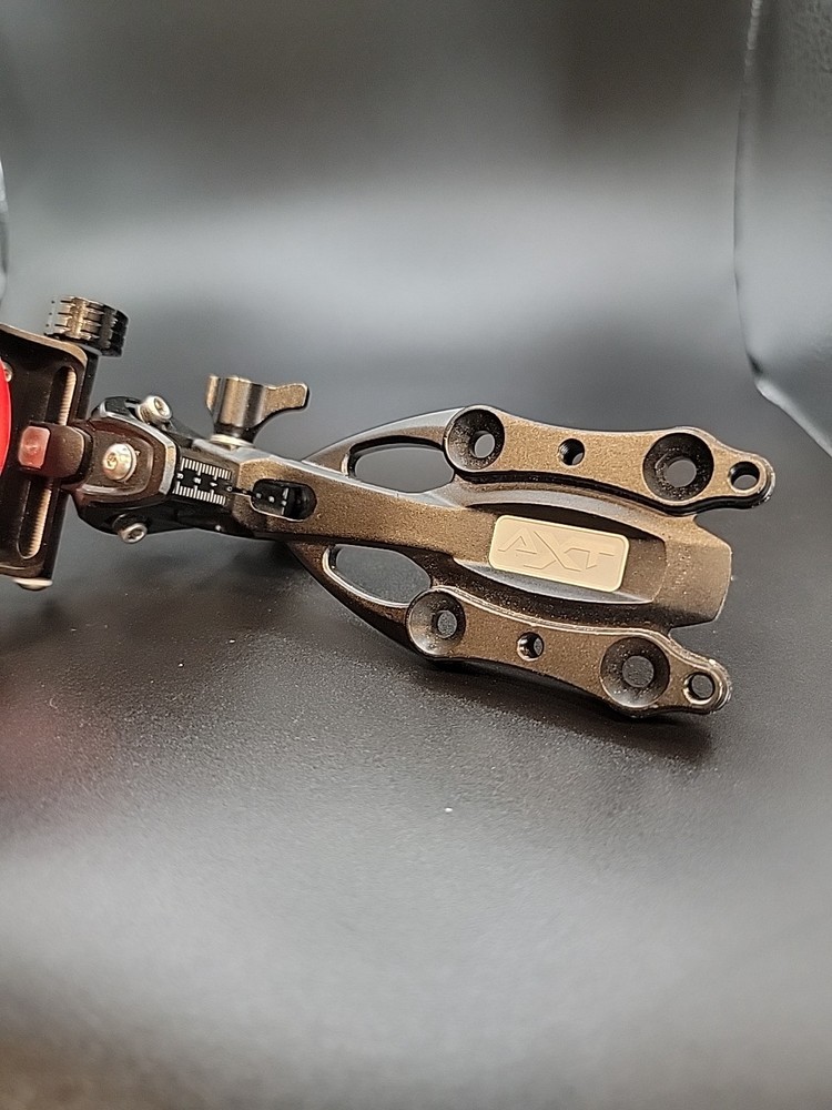 AXT Archer Extreme Rogue 5 Pin Compound Bow Sight