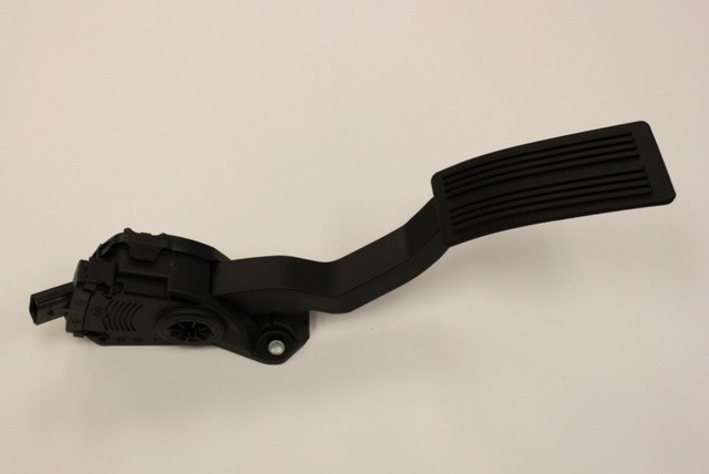 Genuine Mopar Accelerator Pedal 53034004AE