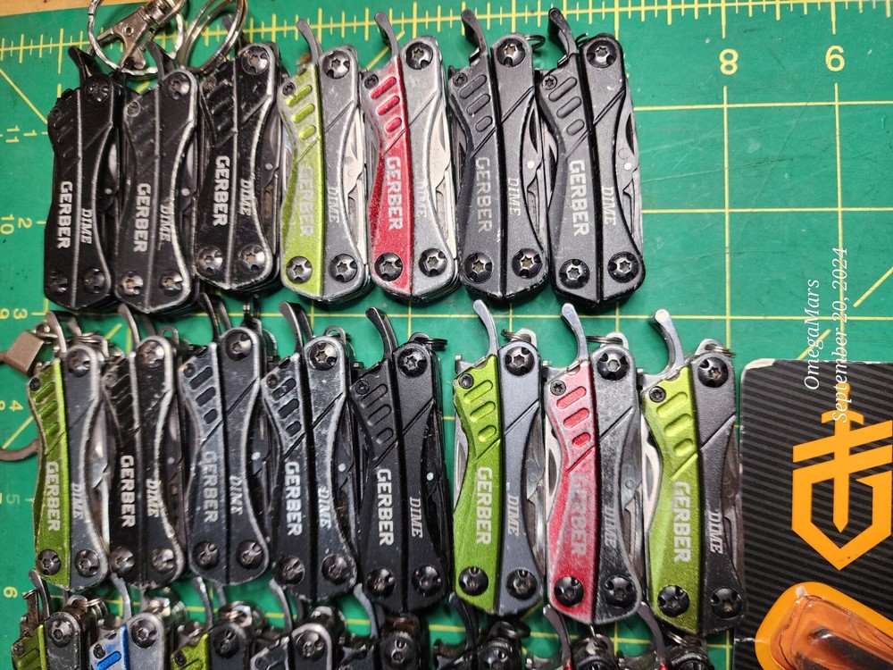 Gerber Dime multi tool x1 good-great conditions, READ the description please.