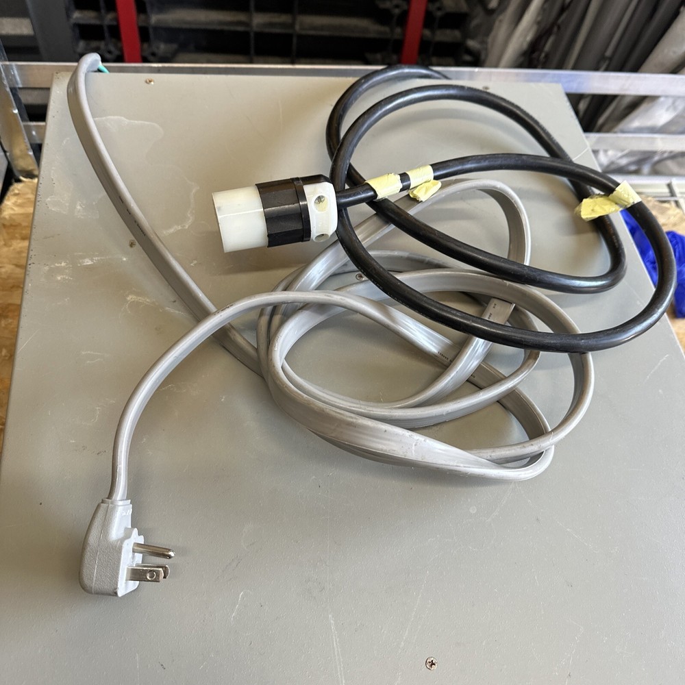 Chroma 6120 Programable AC Source Model 6120