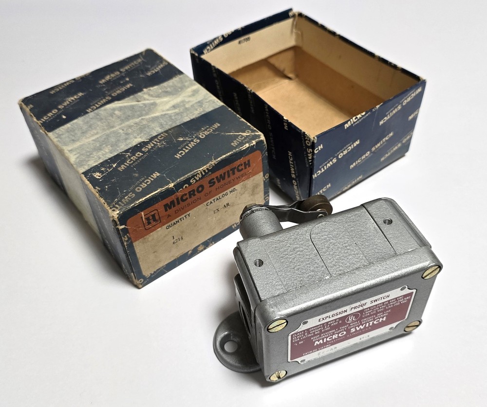 Micro Switch EX-AR Explosion Proof Roller Lever Limit Switch - New
