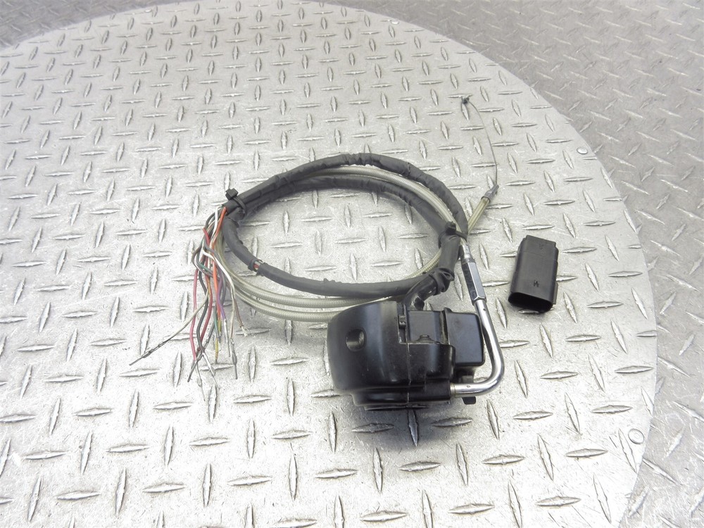 2007 Harley Davidson Street Glide FLHX Right Switch Throttle Control Cable
