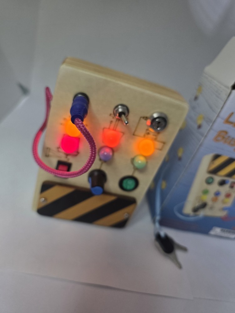 Polkrane LED Light Busy Board 18M+, Model MB-06 (Battery Include)