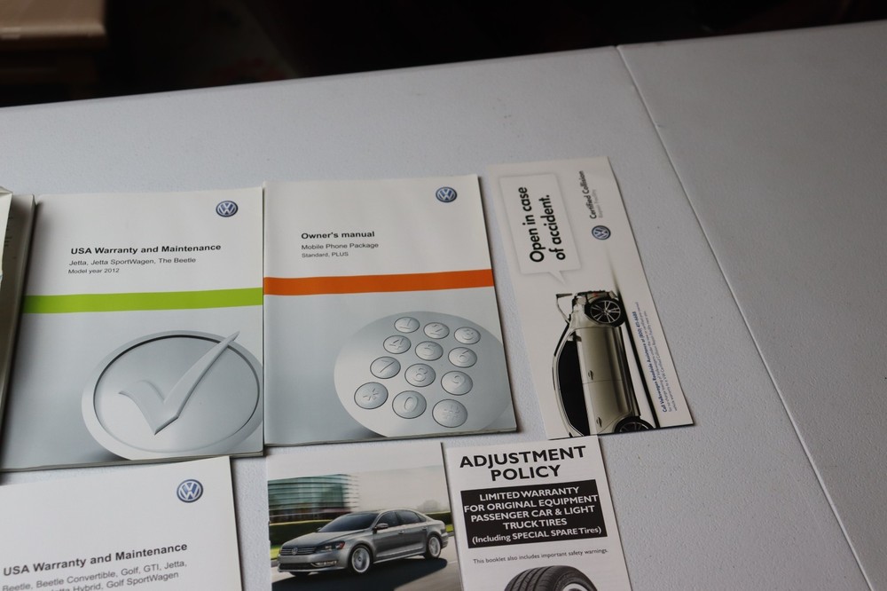 2012 Volkswagen Jetta Owners Manual OEM Complete Set