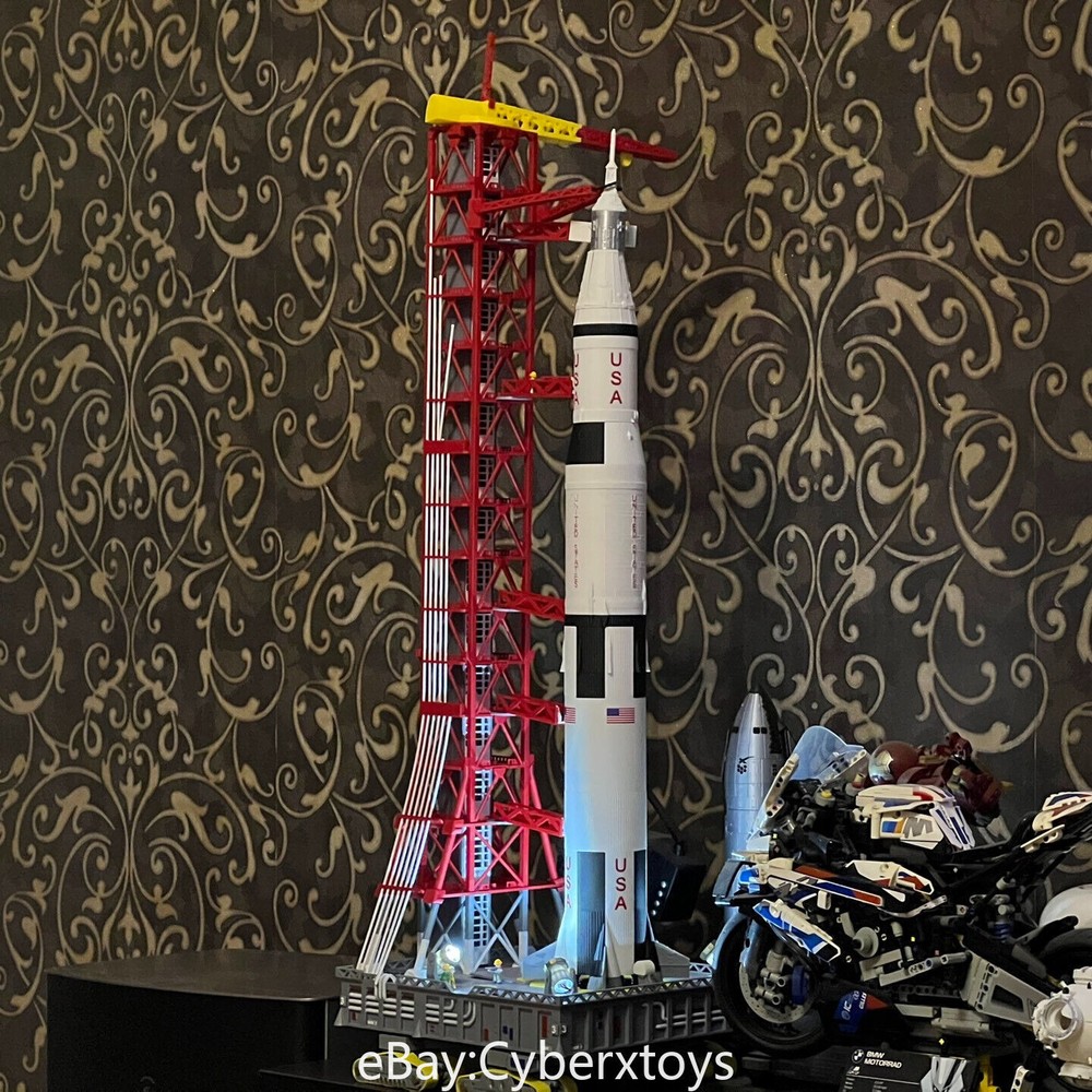 1/144 NASA Saturn V Rocket Launching Tower Frame Set Model Painted Light-up