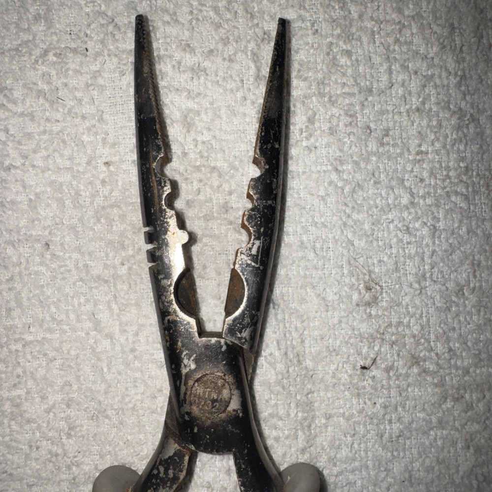 Durable S45 Steel Fishing Pliers with Multi-Function Jaws - 7" Precision Tool