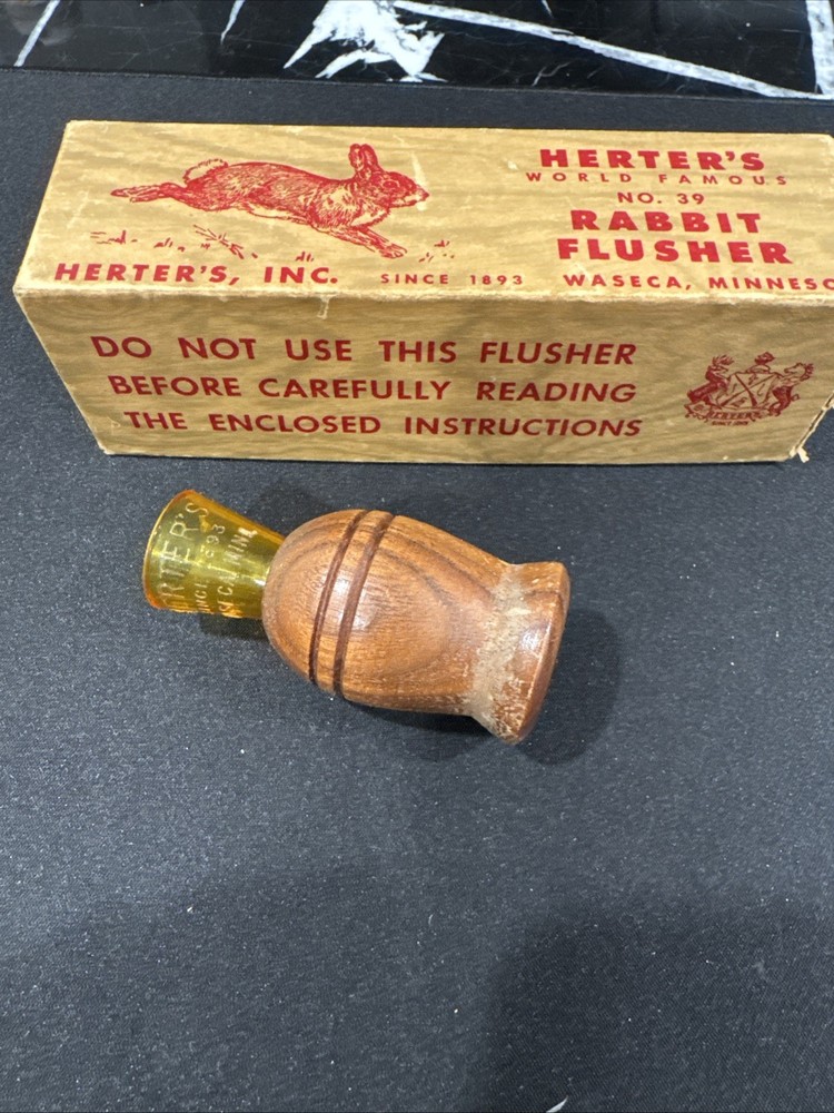 HERTER'S NO. 39 RABBIT FLUSHER MOUTH CALL WITH BOX