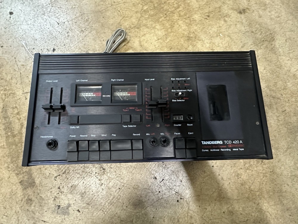 Tandberg TCD 420 Cassette Tape Deck Player