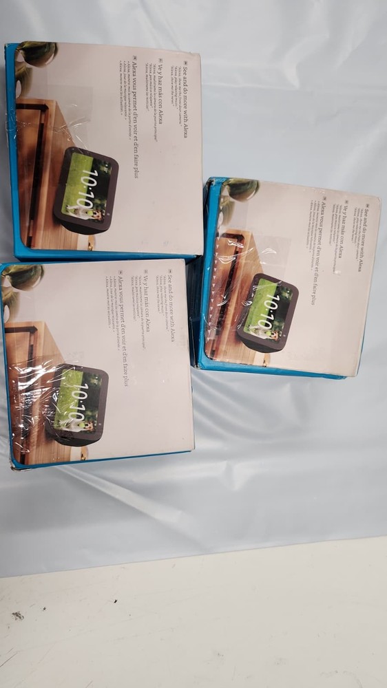 NEW Amazon Echo Show 5 (3rd Gen.) Smart Display Speaker Charcoal C1