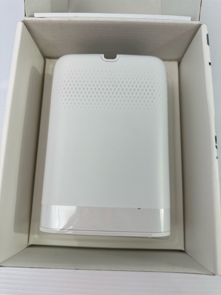 ADT S40LR1-01 SELF SETUP- SMART HOME HUB (PBR094873)