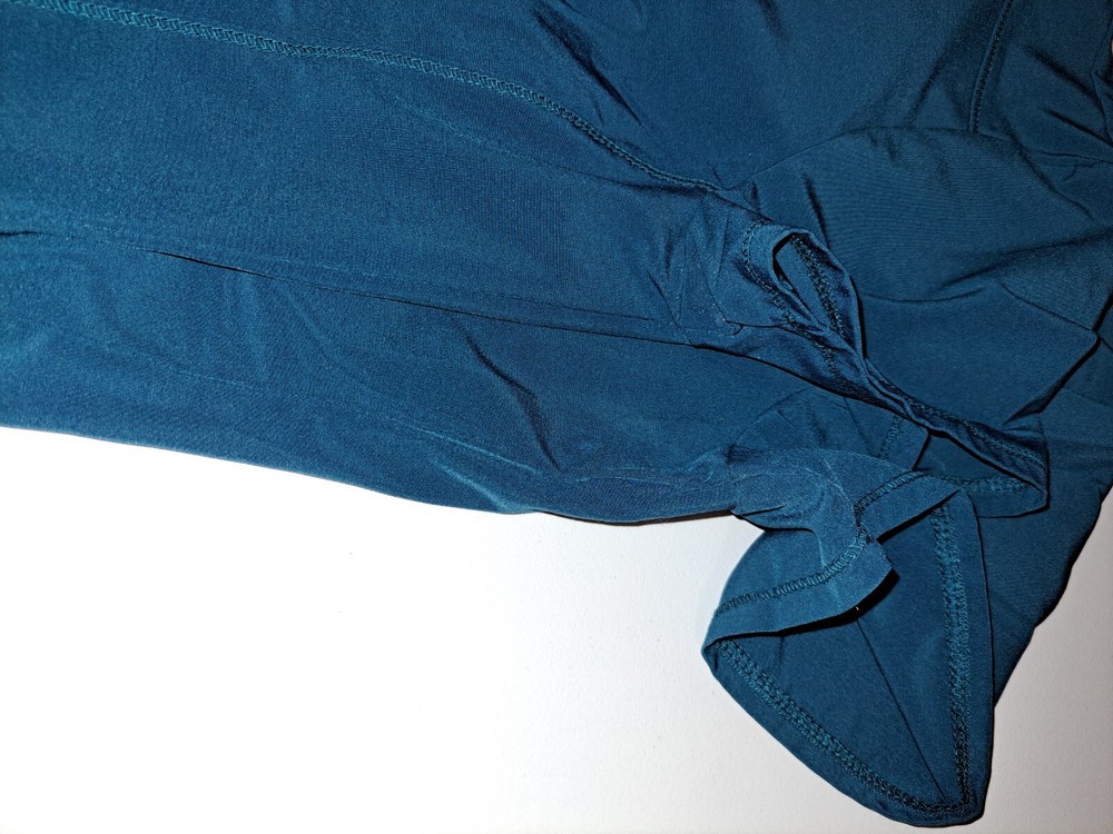 Cherokee scrub tops x 5 size small