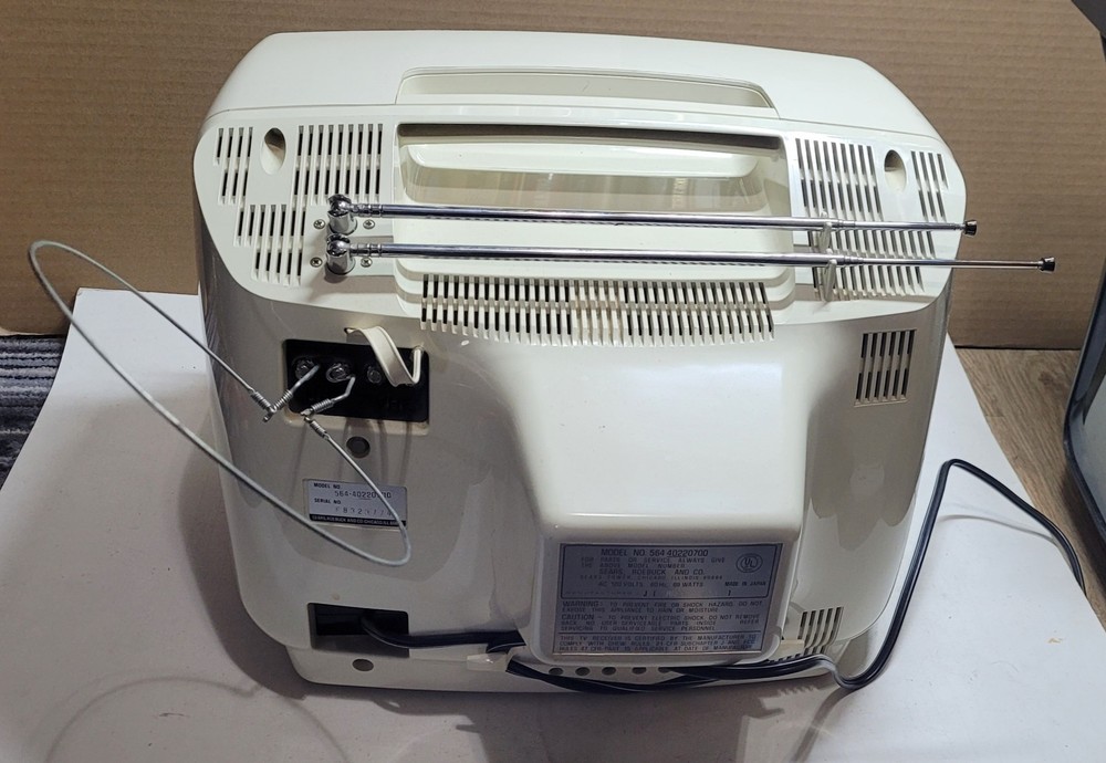 Sears Solid State Television Model 564.40220700 March 1978