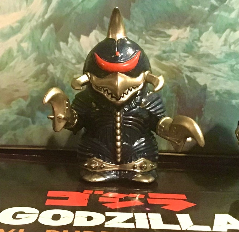 GODZILLA  MODIFIED GIGAN   SD VINYL FINGER PUPPET FIGURE