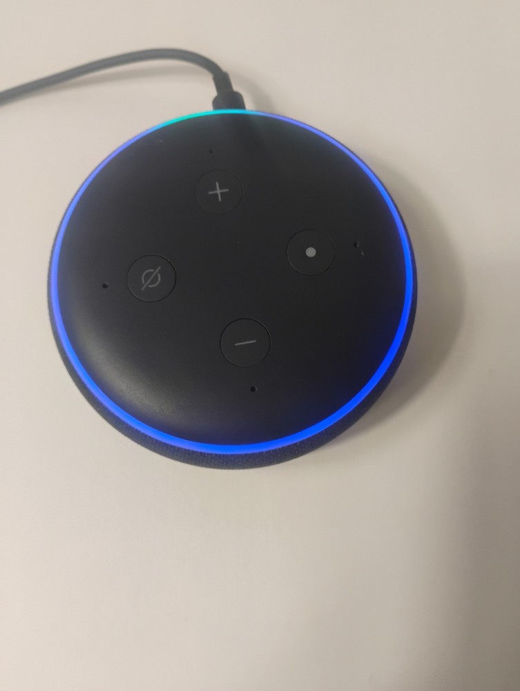 Amazon Echo Dot (2nd Generation) Smart Speaker R- NZ 15 W.