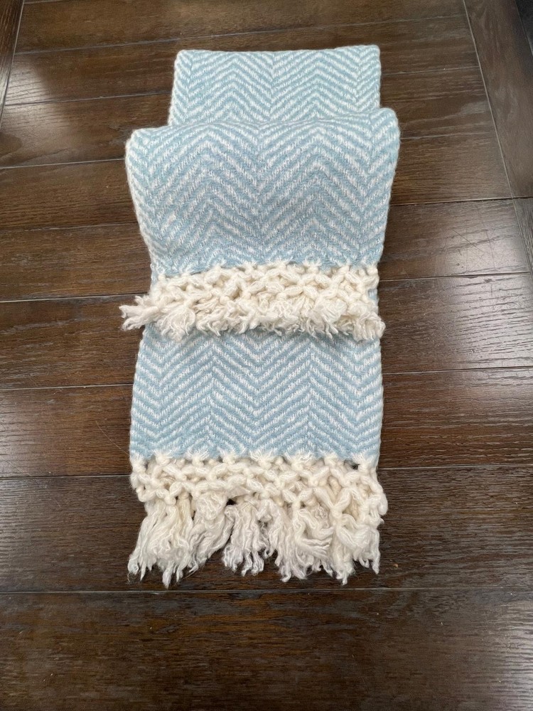 New Soft Throw Blanket Light Blue & White Herringbone Pattern with Tassel BLU-9