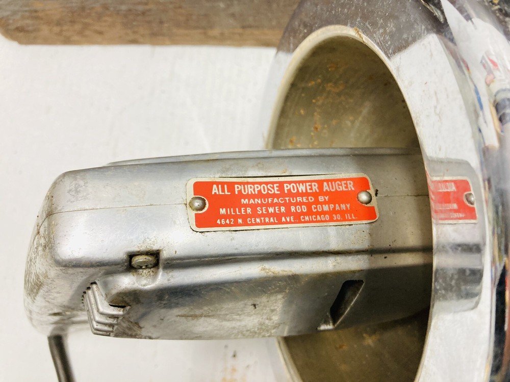 VINTAGE POWER AUGER WITH BOX