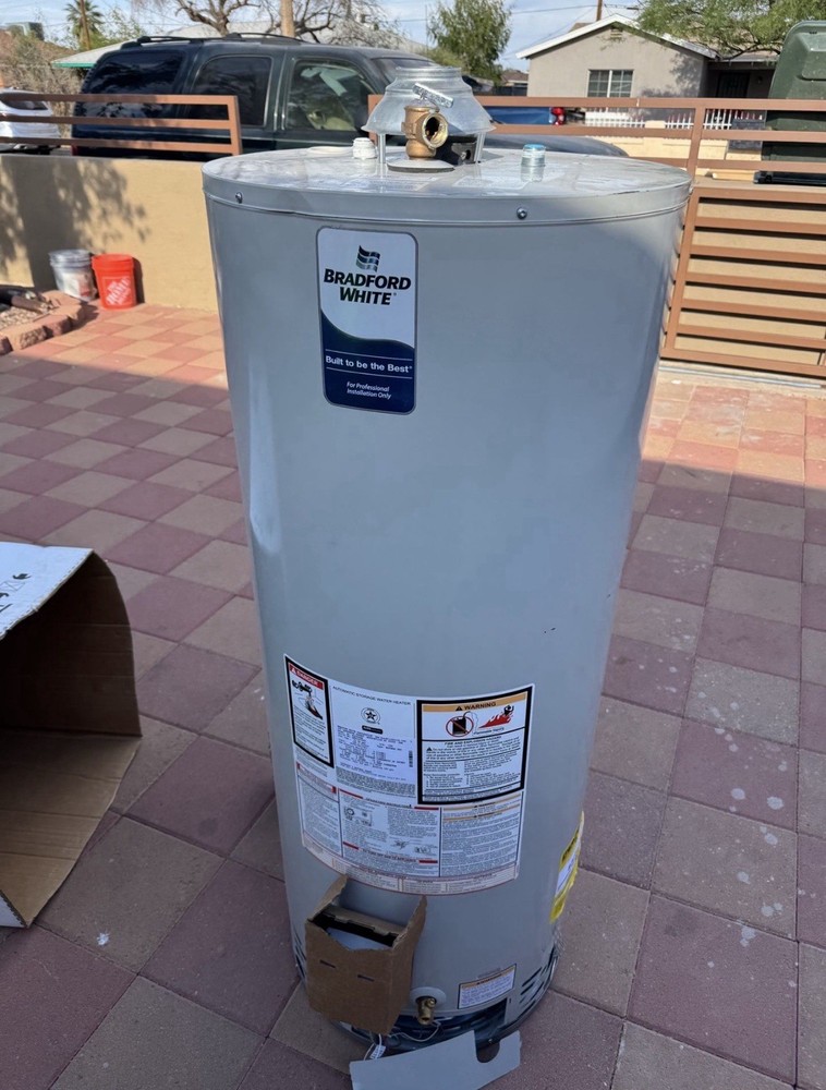 New 50 Gallon Bradford White Water Heater Gas Rg359T6N-394