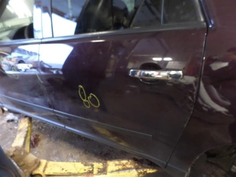 OUTLOOK 2008 Rocker Panel Moulding 9862738