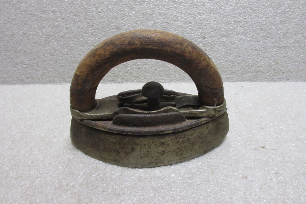 VINTAGE SMALL SAD IRON w/ WOOD HANDLE
