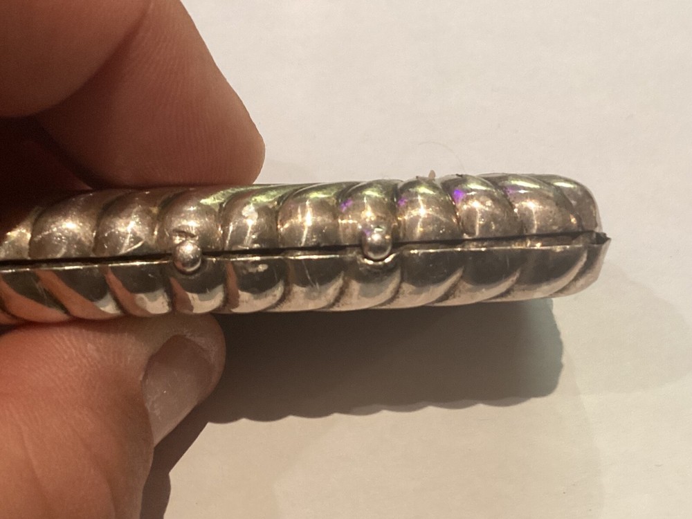 ANTIQUE INCREDABLE VERY DETAILED AUTHENTIC SIGNED STERLING SILVER PILL BOX NR