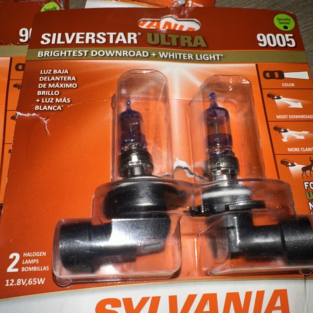SYLVANIA 9005 SilverStar Ultra High Performance Halogen Headlight Bulb, 2 Bulbs