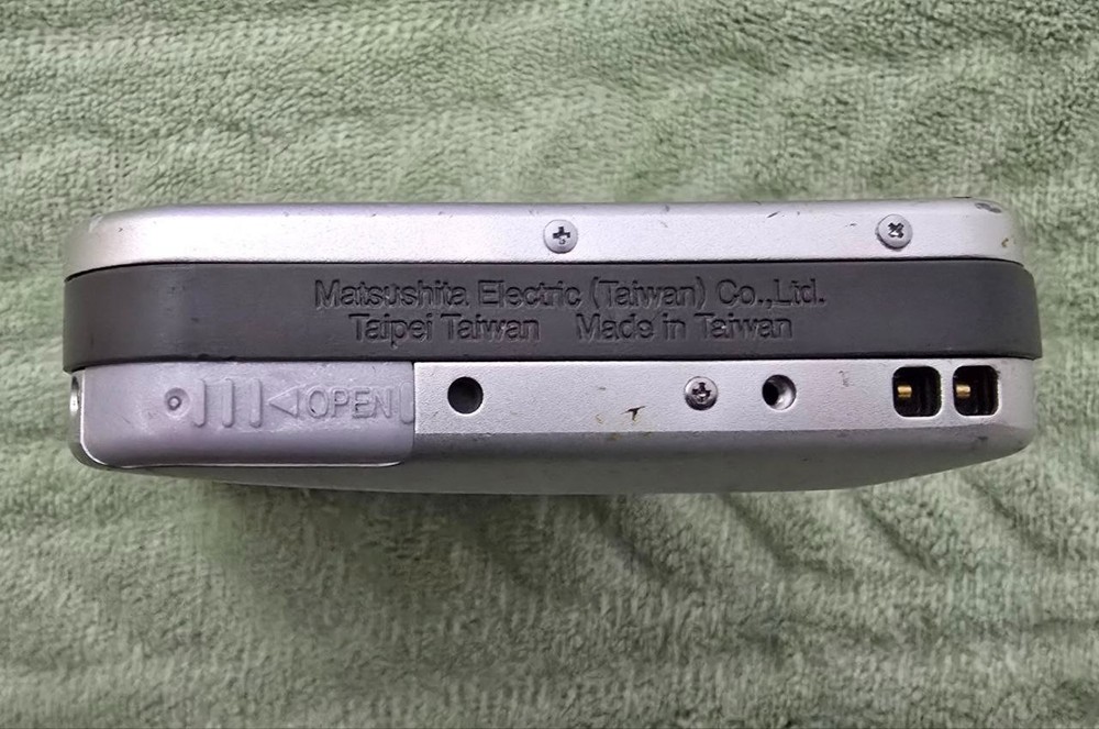 Panasonic Rq-Sx 30 (Japan) Restored