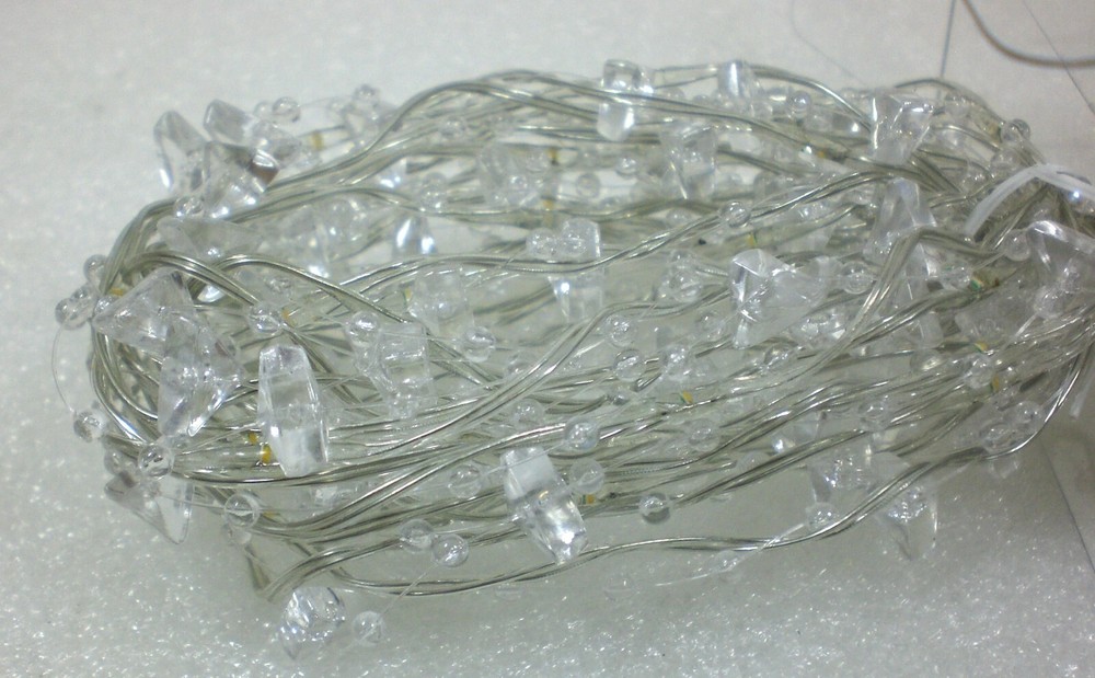 Home Accents 12.6ft 40 LED Micro Dot String Light Warm White Battery Operated