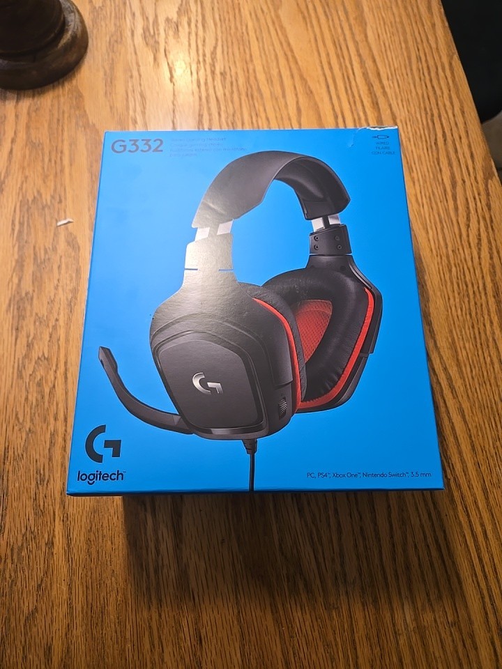 Logitech G332 Stereo Gaming Headset for PC, PS4