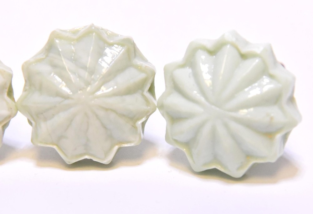4 VINTAGE WHITE GLASS DRAWER PULLS KNOBS