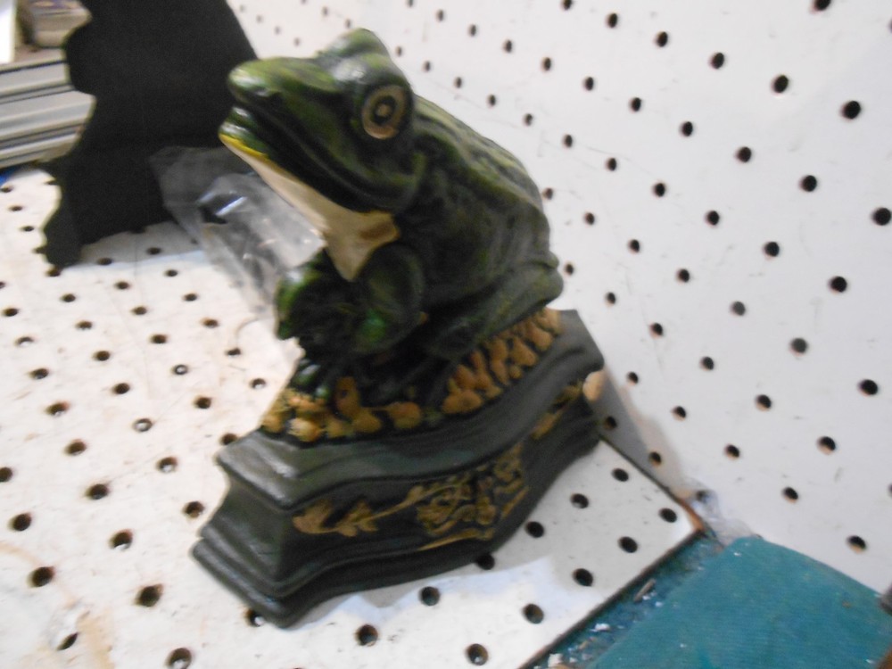 CAST IRON PAINTED  FROG BOOT SCRAPER