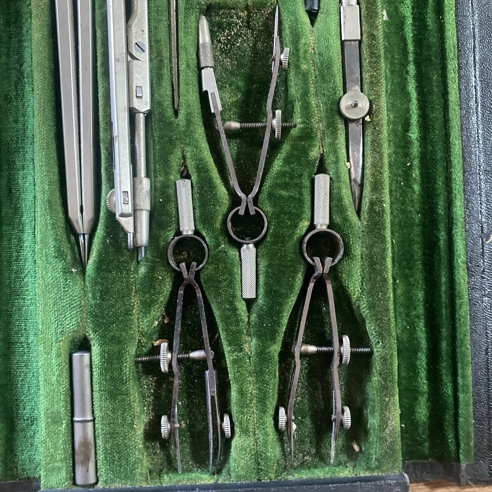 VINTAGE E.O. RICHTER & CO. GERMAN PRECISION DRAFTING DRAWING SET