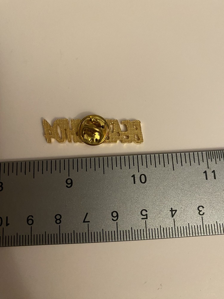 Beat Bush ‘04 Lapel Pin P116