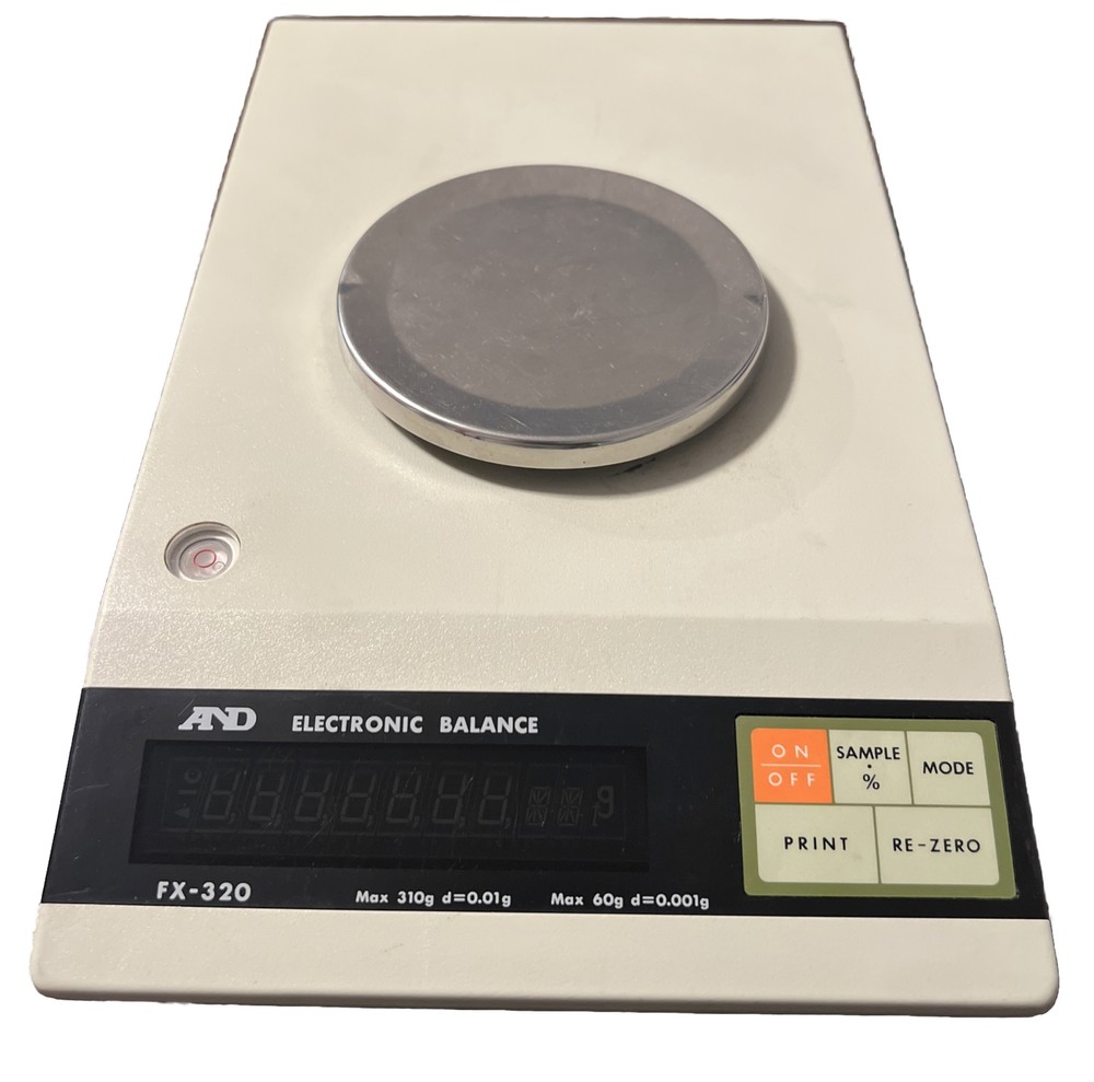 A&d FX-320 Dual Range 310g 60g Range Precision Pharmacy Scale Automatic bench