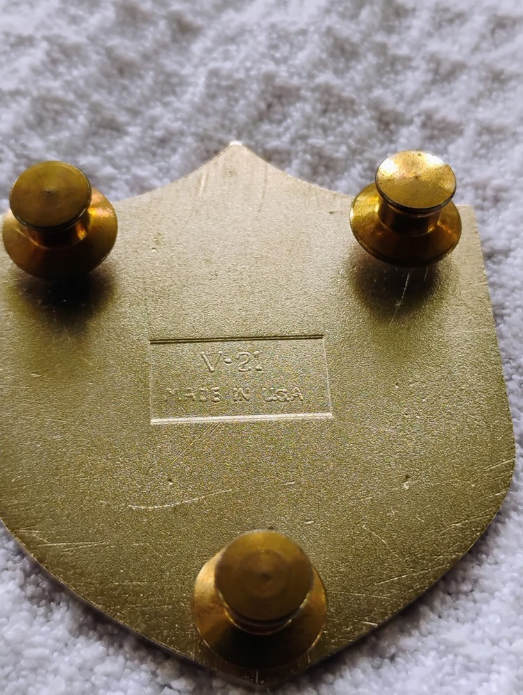 COMBAT SERVICE PIN IRAQ MULTINATIONAL FORCES