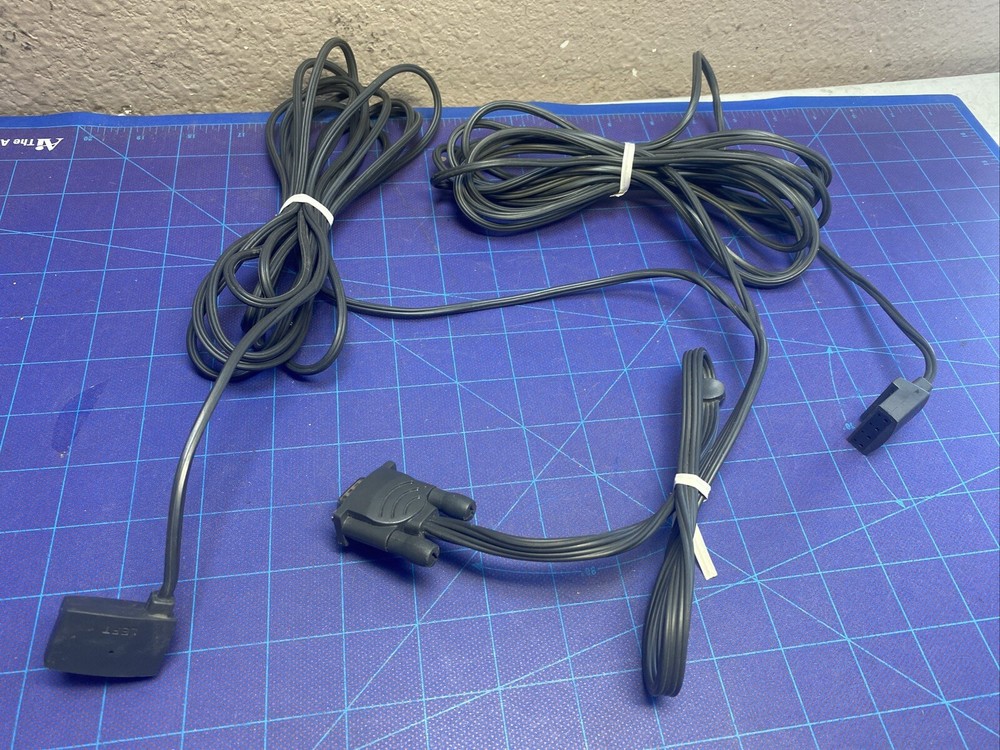 Genuine Bose AV 3-2-1 Media Split Cable Left Right Speaker (cable ONLY)