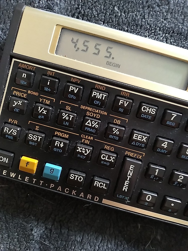 Hewlett Packard 12C Calculator W/Case - Tested