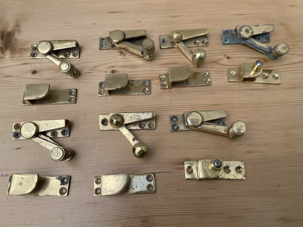 7x Reclaimed brass sash window locks knobs
