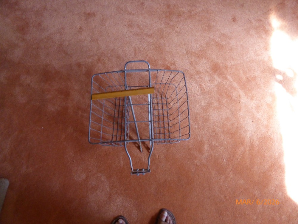 Bicycle double rear basket