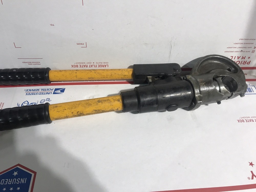 Thomas & Betts TBM12M Hydraulic Crimper Tool