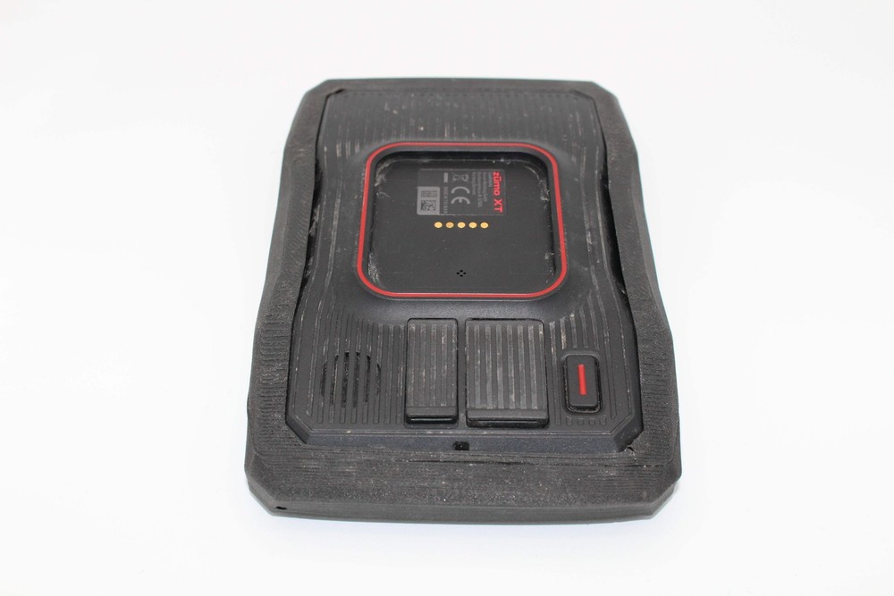 Bumper / Protective Cover for Garmin Zumo XT / Tread
