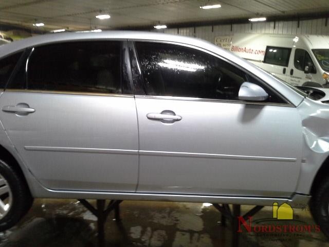 2006 Chevy Impala Passenger Front Headrest Only Gray Leather